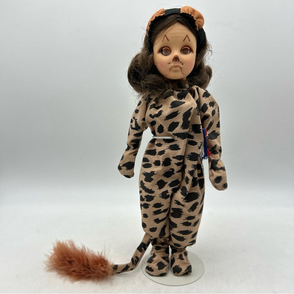 Effanbee StoryBook 11" Doll Wizard Of Oz Doll 1987 Cowardly Lion Wicked w/Stand